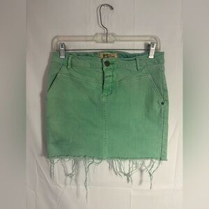 ANTHRO Holding Horses Mint Green Raw Hem Indie Sleeze Denim Mini Skirt Size‎ S